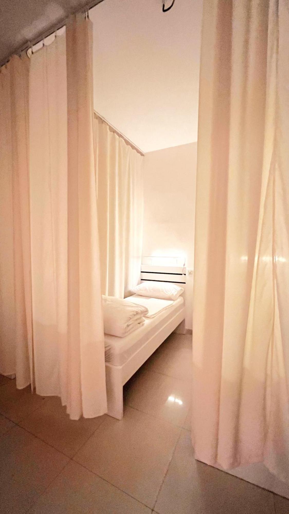 Westay Hostel Ντουμπάι Εξωτερικό φωτογραφία